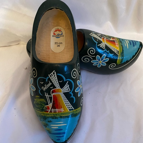 Wooden Shoes from The Netherlands fit a 7 - 8 vintage - Picture 5 of 5